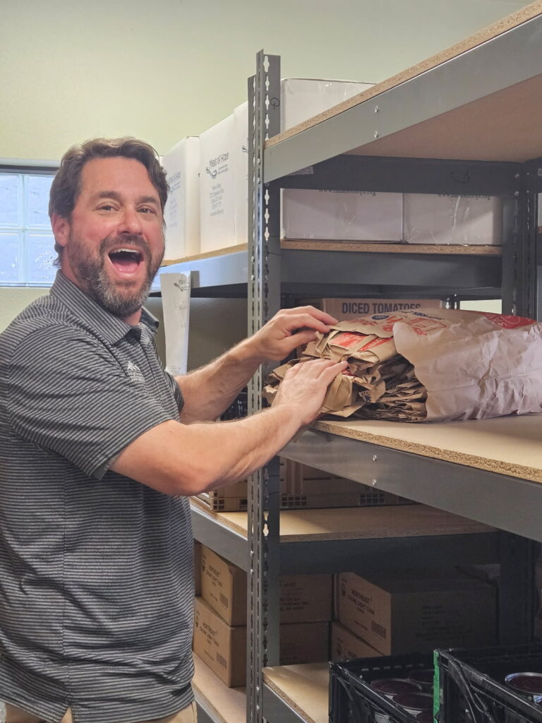 image000002 (2) Range team volunteering